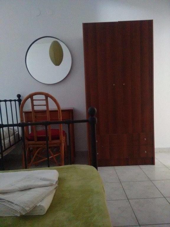 Eliza Studios And Apartments Pefkochori Bagian luar foto